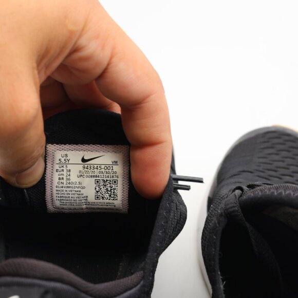 Nike Air Max 270 Black White GS Youth 5.5 Women's 7 Running Sneakers 943345-001 - Picture 3 of 9